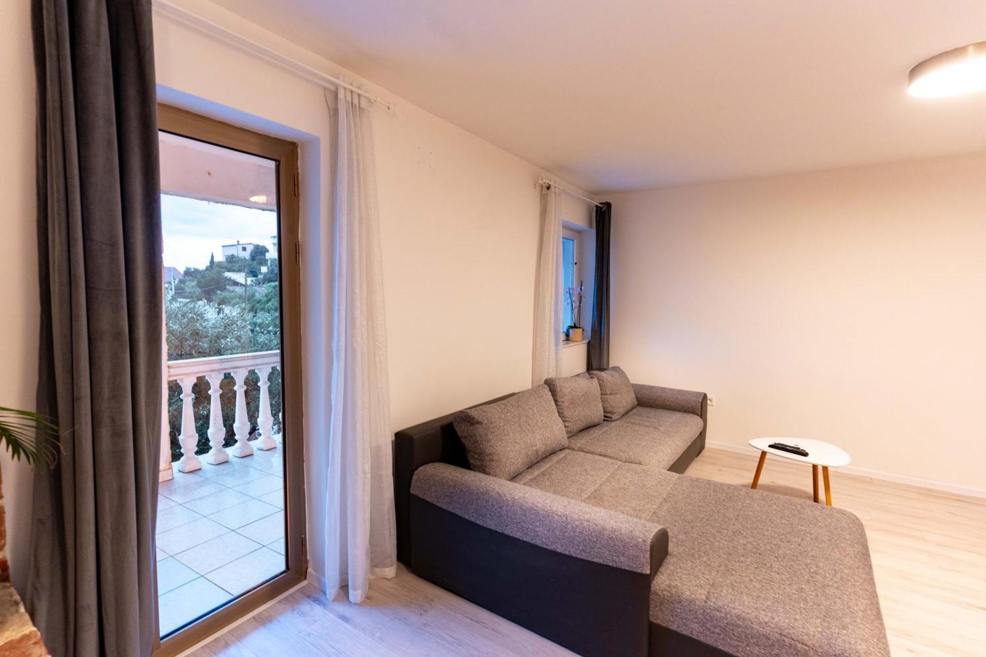 Grguric Apartments Palit المظهر الخارجي الصورة